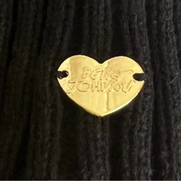 Betsey Johnson Cardholder Wallet and Black Hat with Yellow Pom Pom - Gift Boxed - Picture 7 of 8